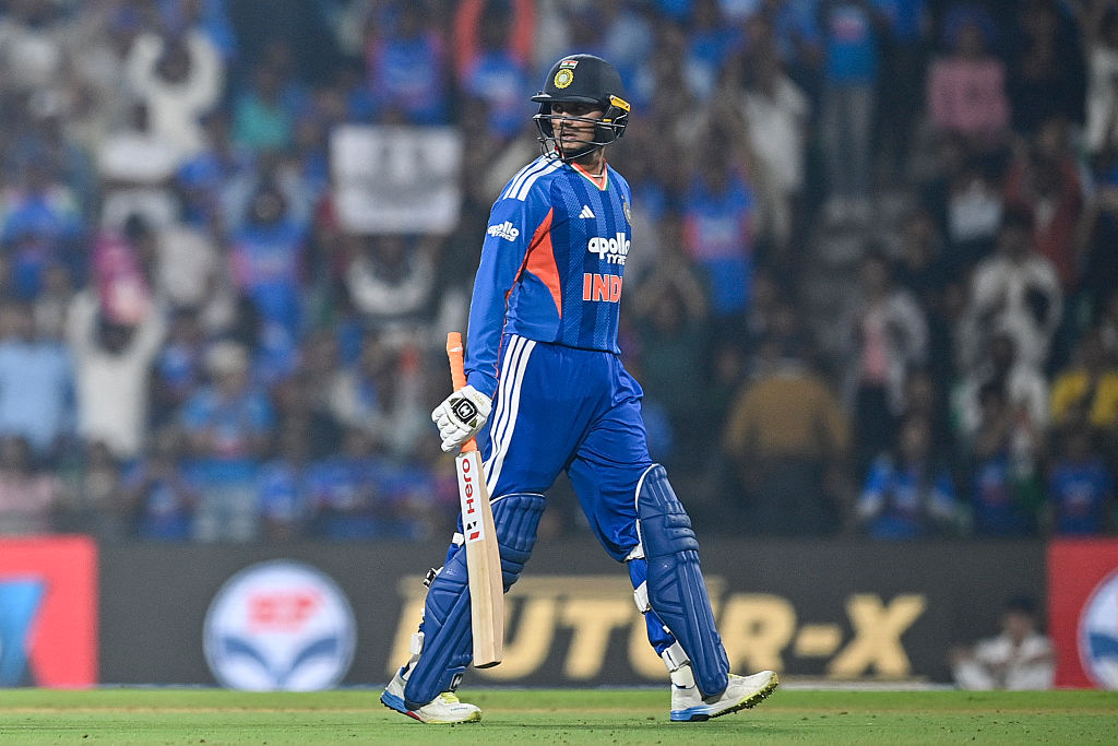 अभिषेक शर्मा: टीम इंडिया का नया तूफानी ओपनर, जिसने T20 क्रिकेट की परिभाषा बदल दी अभिषेक शर्मा का तूफान: रोहित-विराट के बाद टीम इंडिया का नया T20 ओपनर